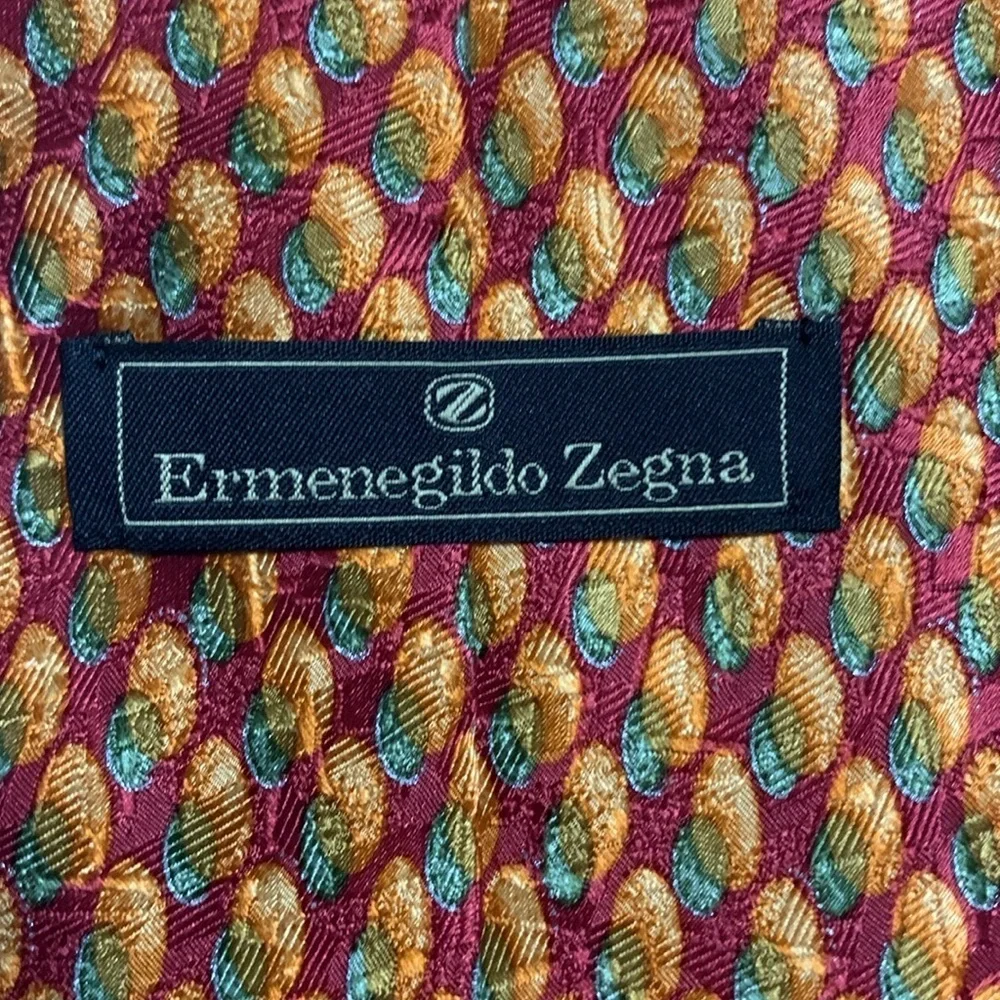 Ermenegildo Zegna Elegant 100% Silk Men's Tie